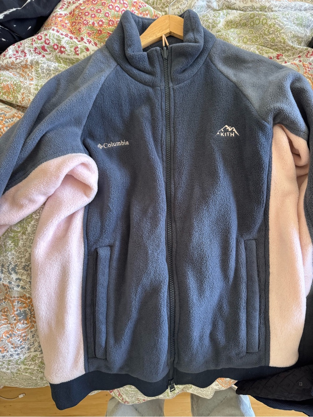 Columbia x Kith Grey and Light Pink Full-Zip Fleece Jacket